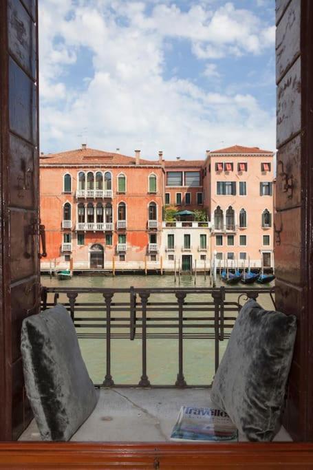 Palazzo Alvera Grand Canal Benátky Exteriér fotografie